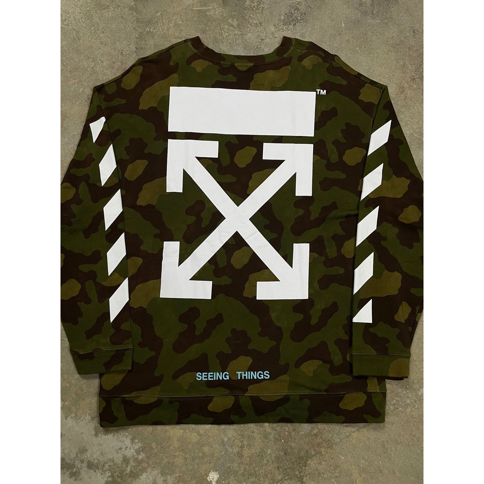 Off-White Off White Crewneck Duck Camo Used Medium (Runs Big) Size US M / EU 48-50 / 2 - 2 Thumbnail