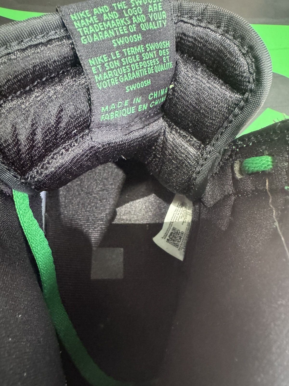 Nike Lucky Green Jordan 1 Size US 11 / EU 44 - 7 Thumbnail