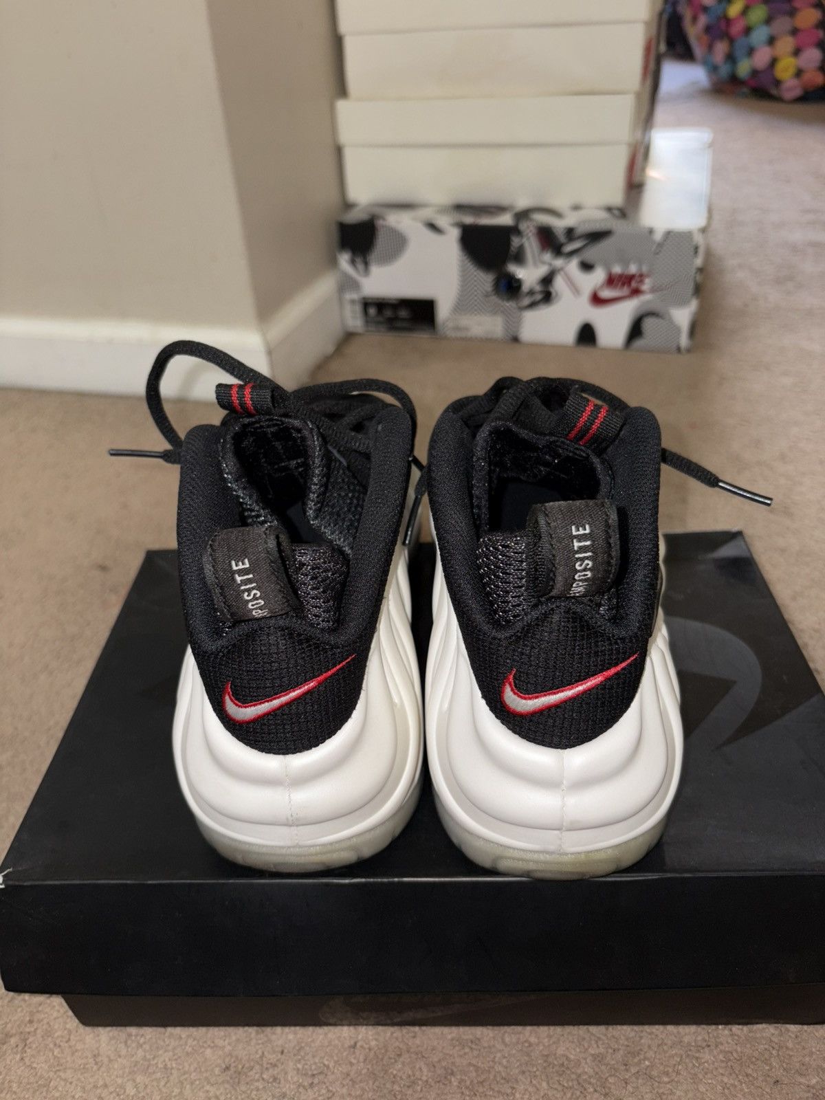 Nike Foamposite OG Peal Class Of 97’ Size US 9 / EU 42 - 4 Thumbnail