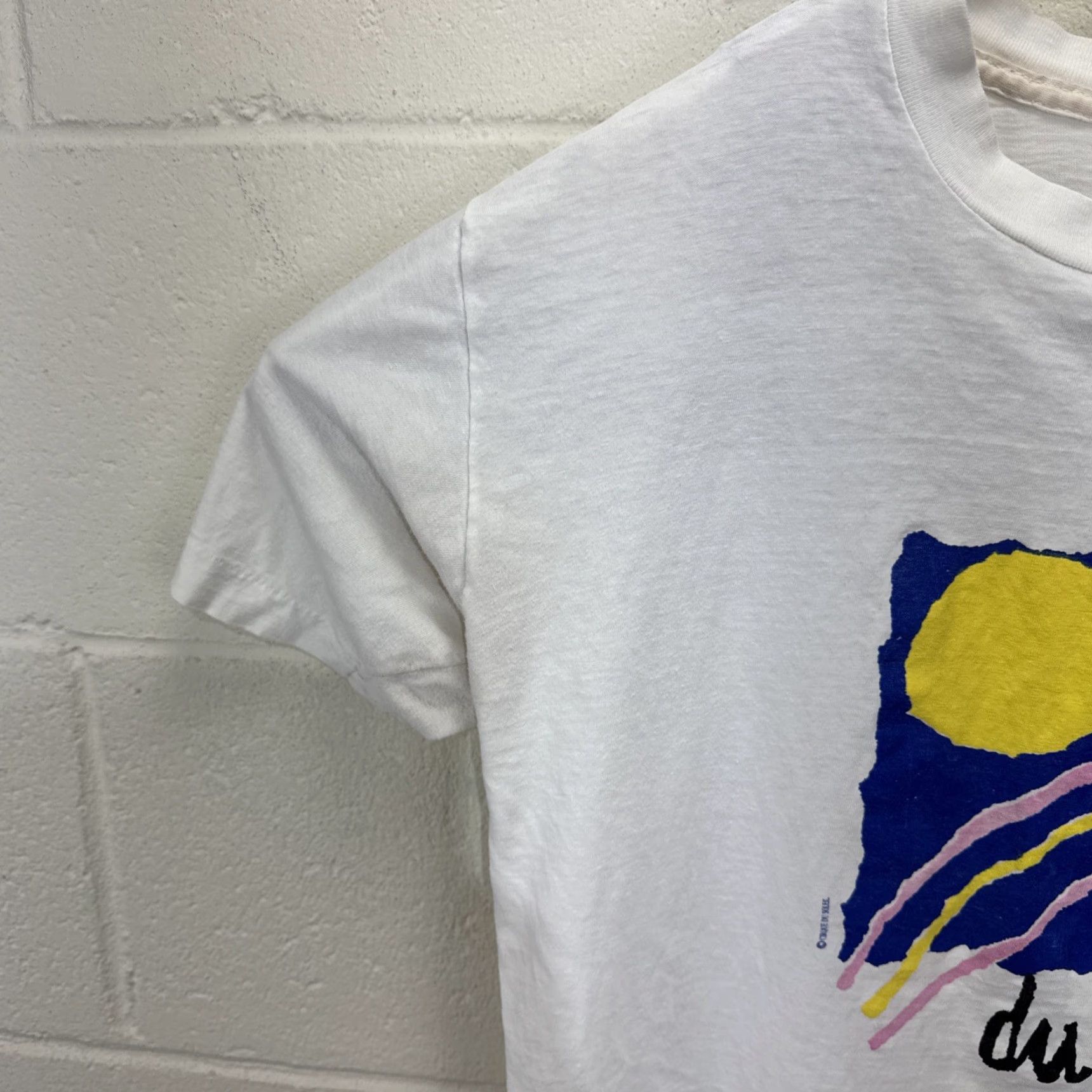 Vintage VINTAGE Cirque Du Soleil T-Shirt White 90s Circus Art Graphic Tee Unisex Adult Medium Size US M / EU 48-50 / 2 - 5 Thumbnail