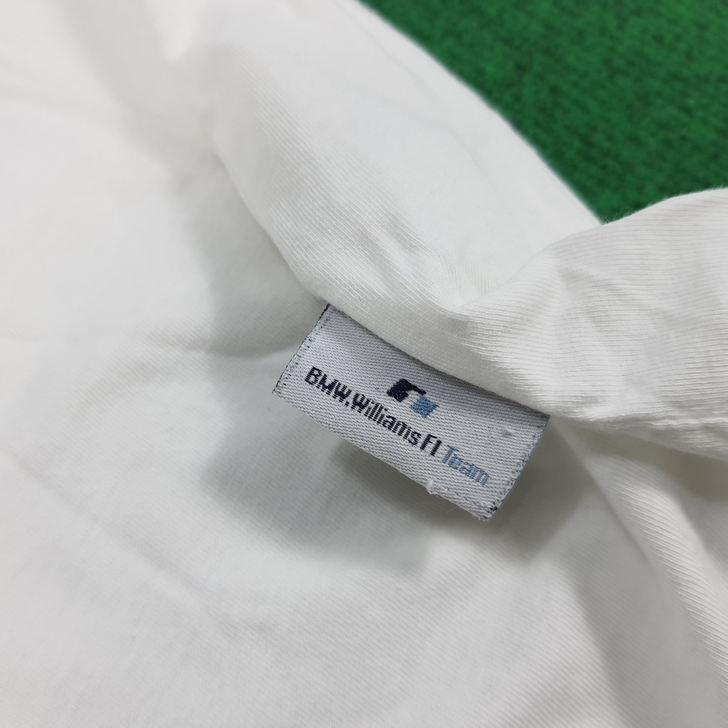 BMW × Vintage Vintage Montoya BMW Williams F1 Team Motorsports Tshirt Size US L / EU 52-54 / 3 - 7 Thumbnail