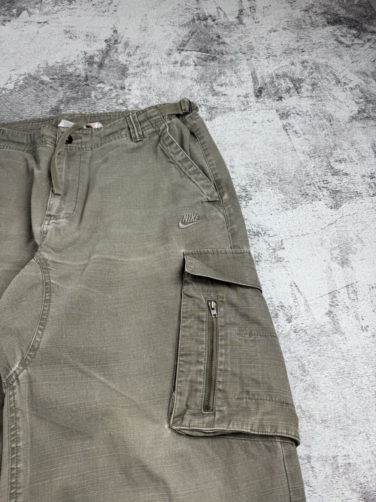 Nike Thrashed Nike 90s Distressed Japanese Y2K Vintage Cargo Jeans Pants Trousers Size US 36 / EU 52 - 7 Thumbnail