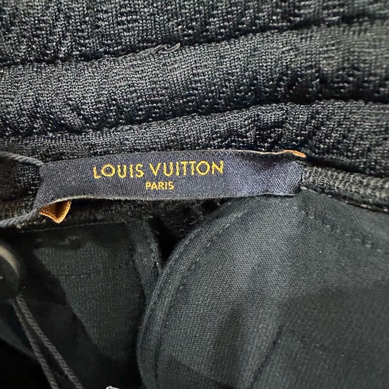 Louis Vuitton Louis Vuitton size l Blue Embossed Pants Size US 28 / EU 44 - 3 Thumbnail