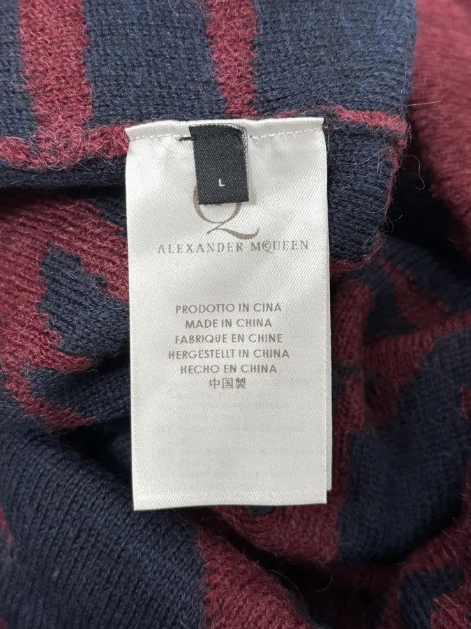 Alexander McQueen 2010s Alexander McQueen Red & Navy Contemporary Sweater Size US L / EU 52-54 / 3 - 9 Thumbnail