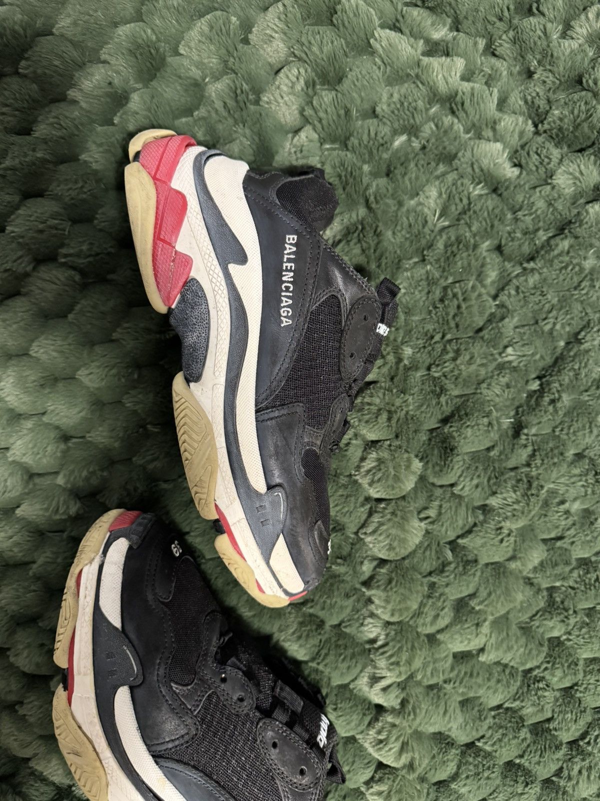 Balenciaga Balenciaga Triple S Size US 6 / EU 39 - 11 Thumbnail