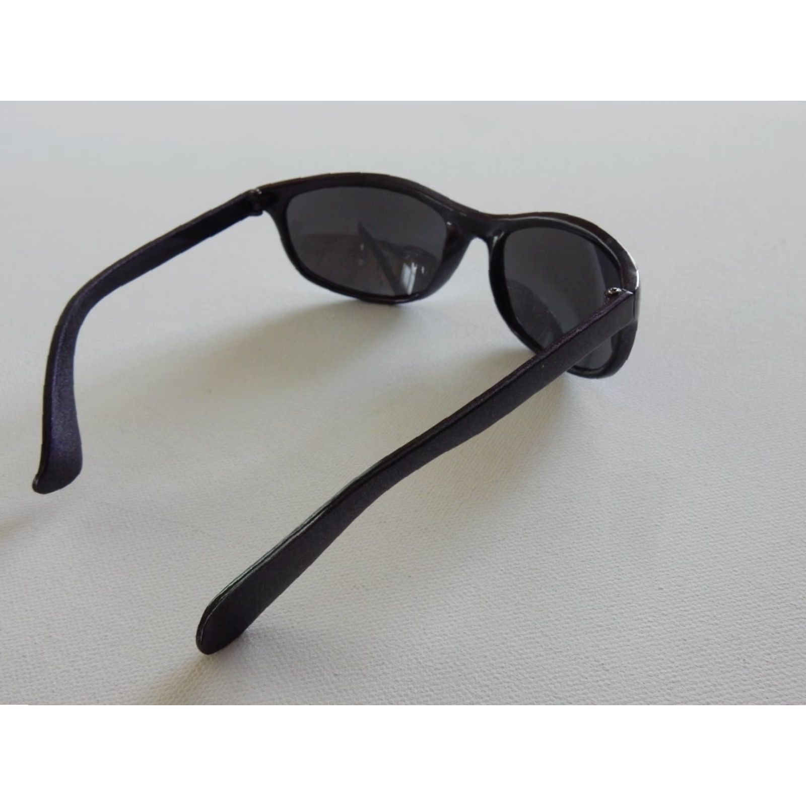 Vintage VINTAGE Mountain Shades Sunglasses Unisex Adults Mirrored Purple Frame Size ONE SIZE - 3 Thumbnail
