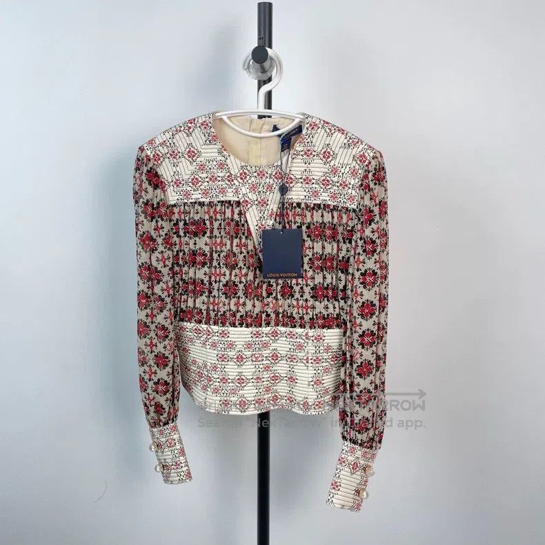 Louis Vuitton Louis Vuitton Floral jacket Size XS / US 0-2 / IT 36-38 - 1 Thumbnail