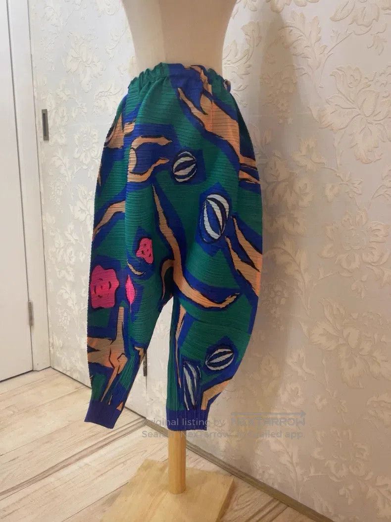 Issey Miyake Issey Miyake size:3 Horizontal Striped Chicken Leg Pants Size 23" - 2 Thumbnail
