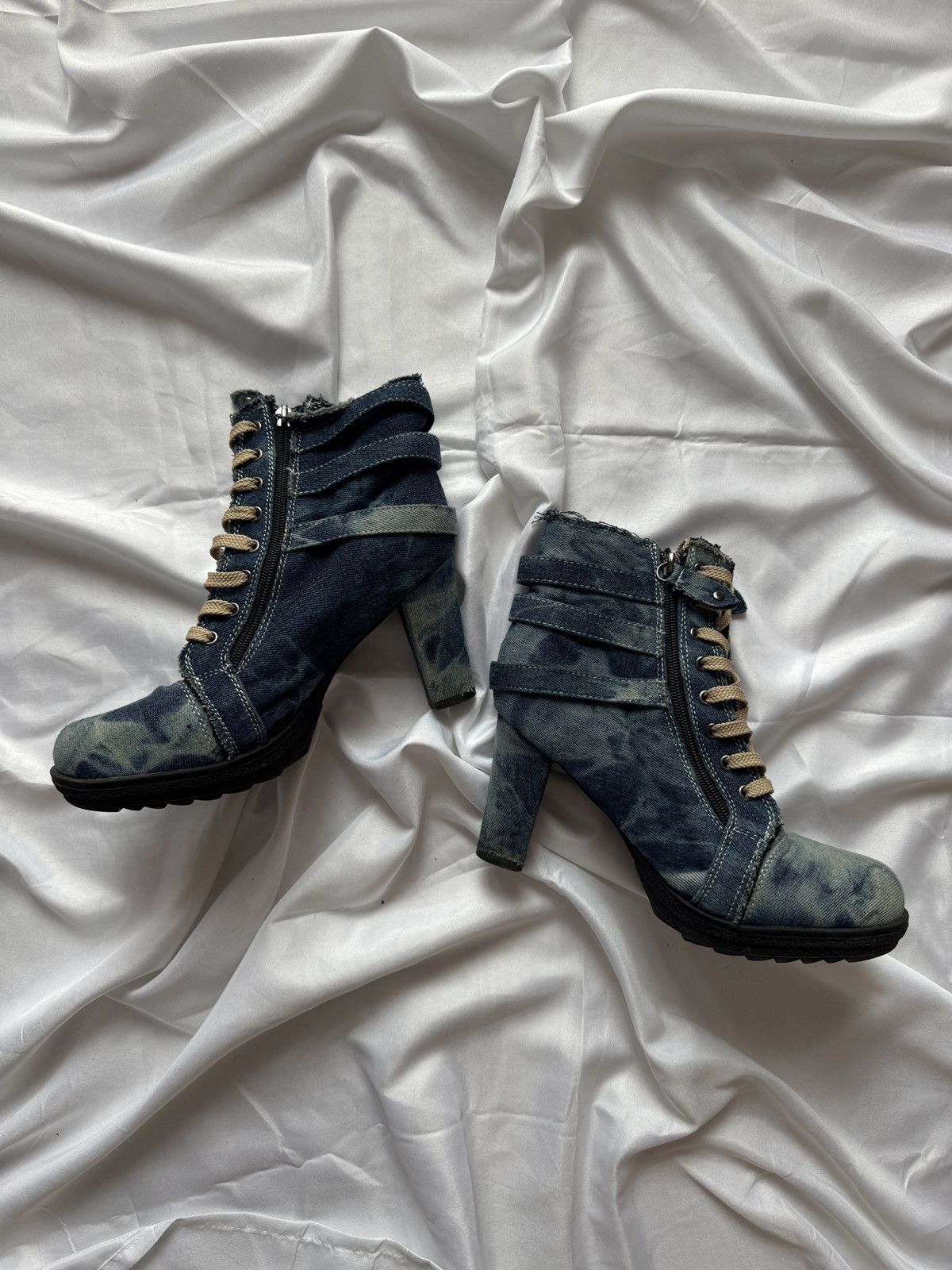 If Six Was Nine Gothicana by EMP Y2K Grunge Buckle Details Heels Boots Size US 9 / IT 39 - 2 Thumbnail