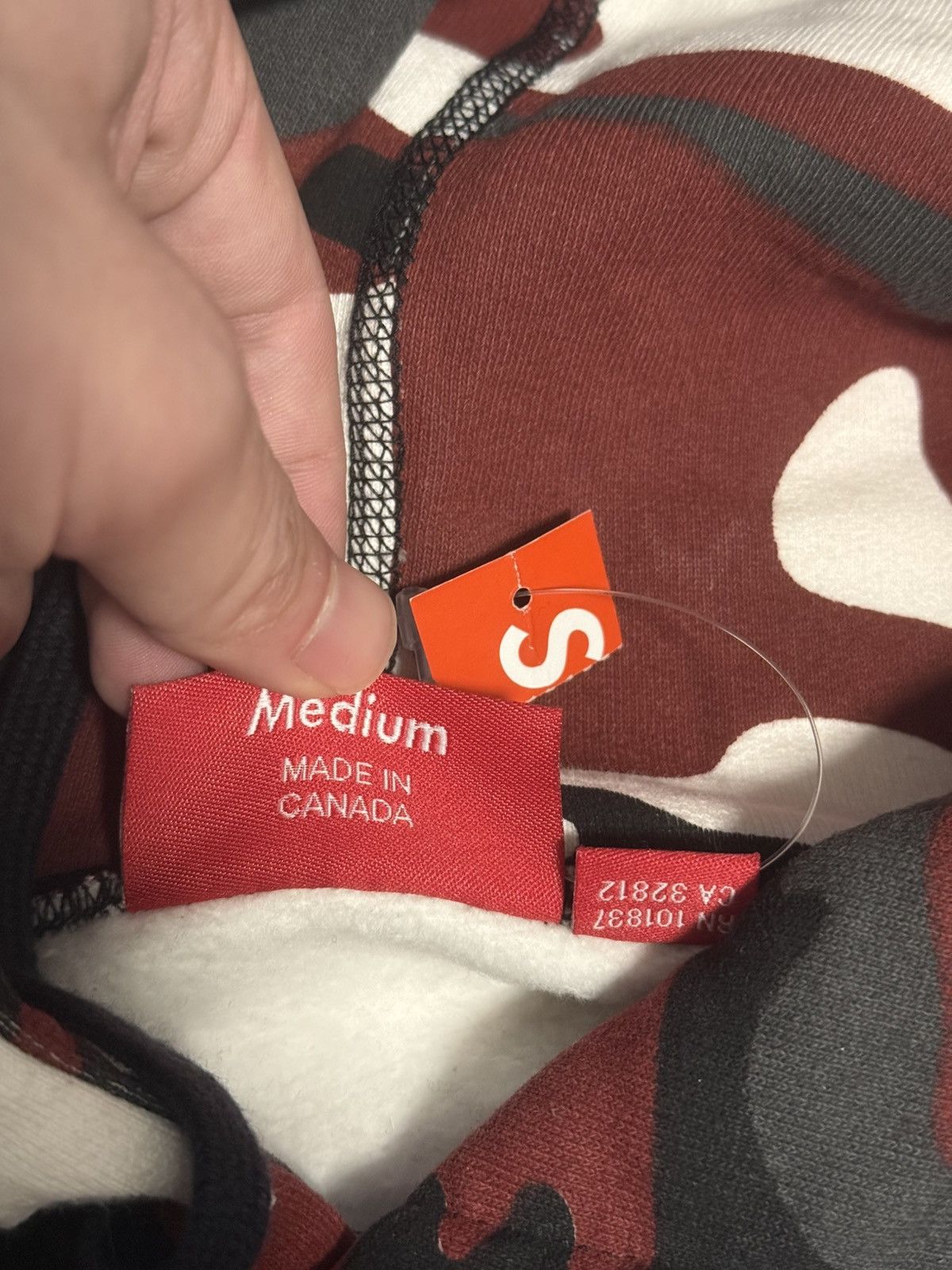 Supreme Supreme fw13 red camo box logo hooded sweatshirt hoodie Size US M / EU 48-50 / 2 - 3 Thumbnail
