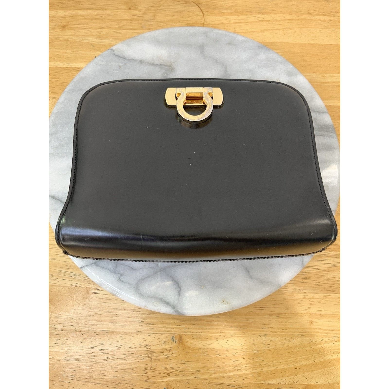 Other Luxury-Inspired Leather Handbag – Gold Hardware, Elegant fer Size ONE SIZE - 1 Thumbnail