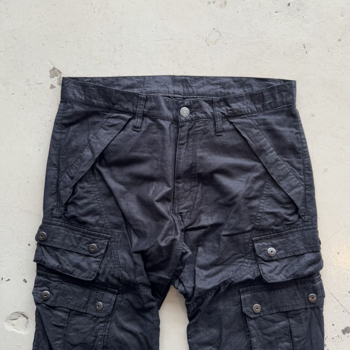 If Six Was Nine 2000s tornado mart coated cargo shorts Size US 31 - 2 Thumbnail