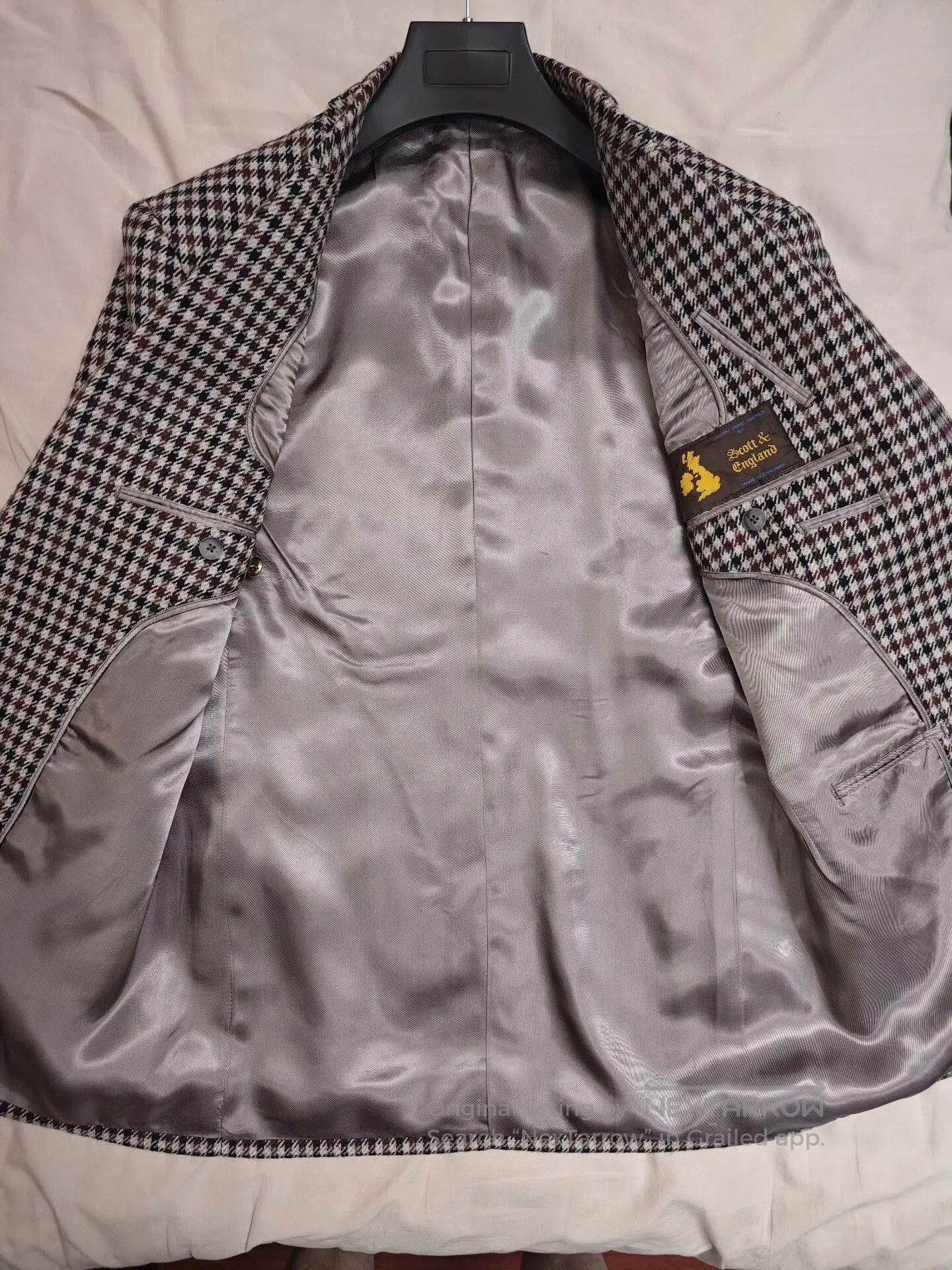 SCOTTeVEST Custom Wool Suit in Houndstooth Pattern. Size US S / EU 44-46 / 1 - 6 Thumbnail