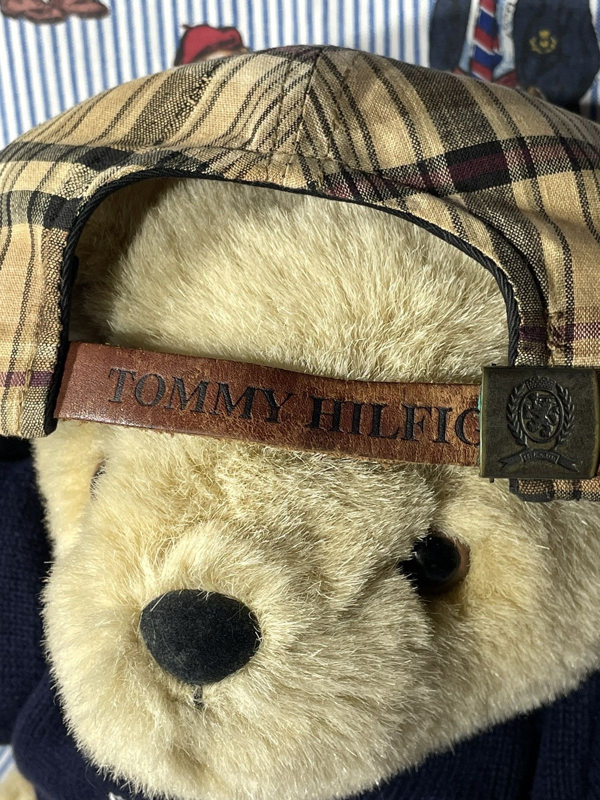 Tommy Hilfiger × Vintage Cap Tommy Hilfiger Lion Crest OG Vintage 90’s Size ONE SIZE - 8 Thumbnail