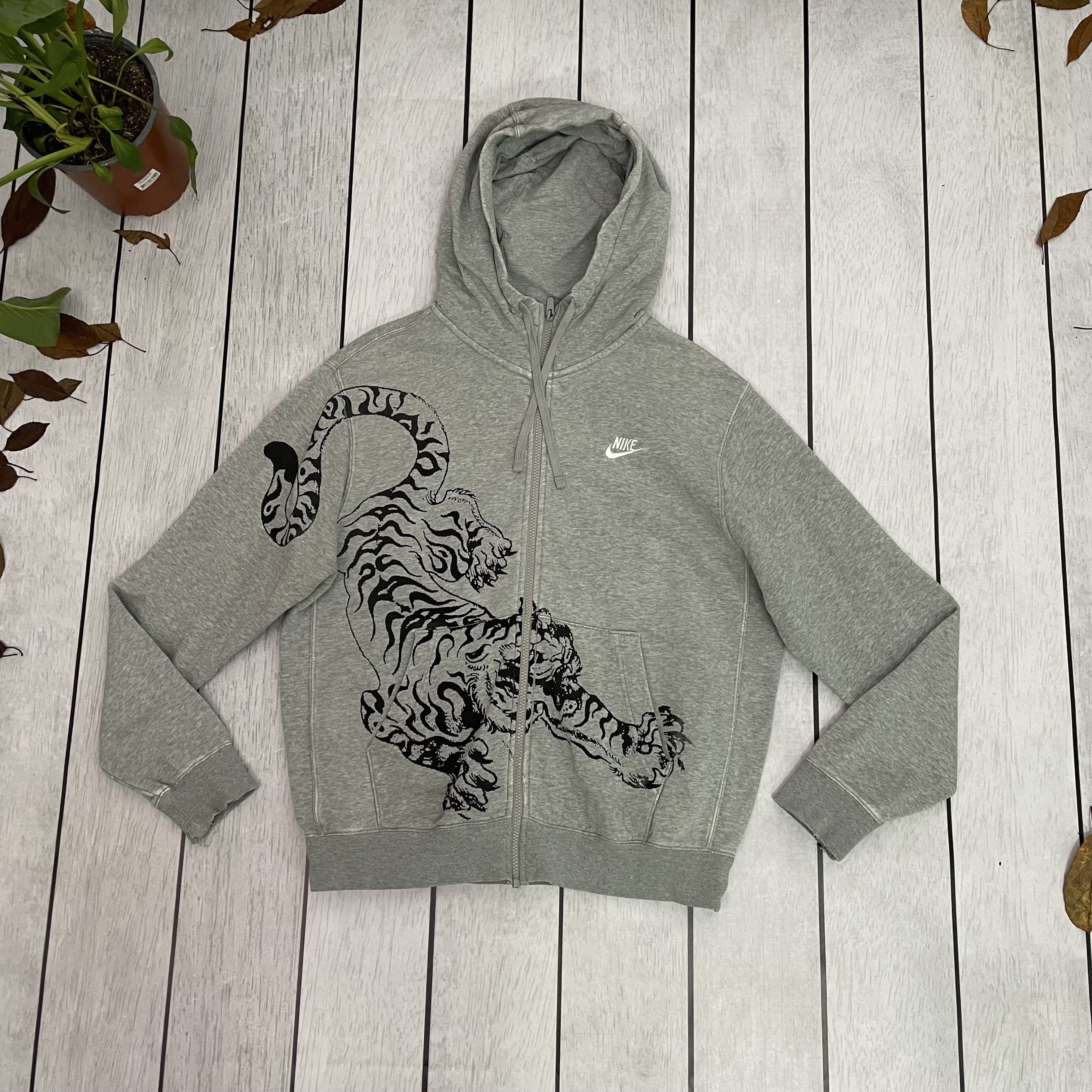Nike Custom Nike Full zip Hoodie Tiger art grunge opium y2k Size US M / EU 48-50 / 2 - 1 Thumbnail