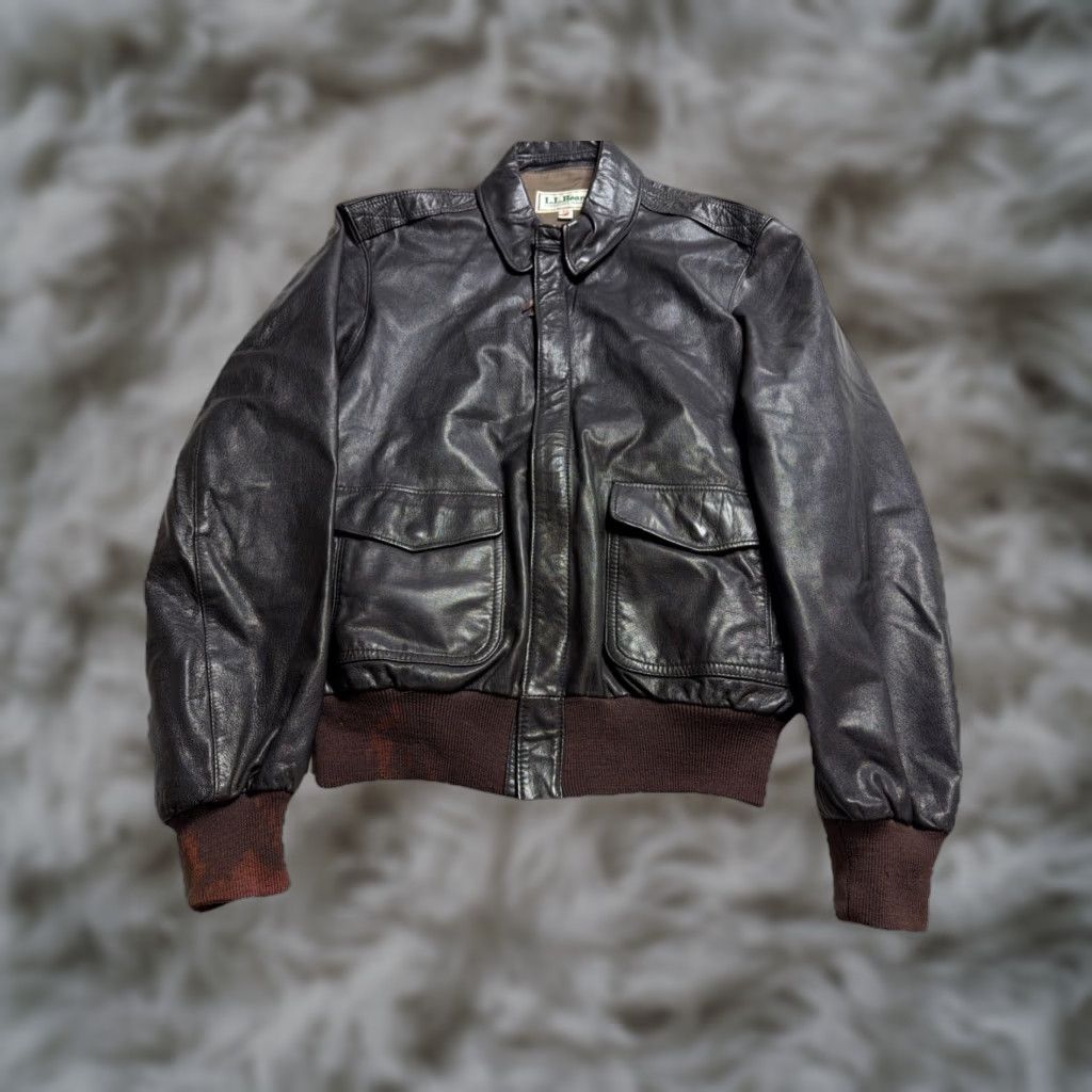 VINTAGE L.L.Bean A-2 Bomber Jacket Leather Mens 46 Brown Wool Lining USA Talon Regular Size 46 Mens