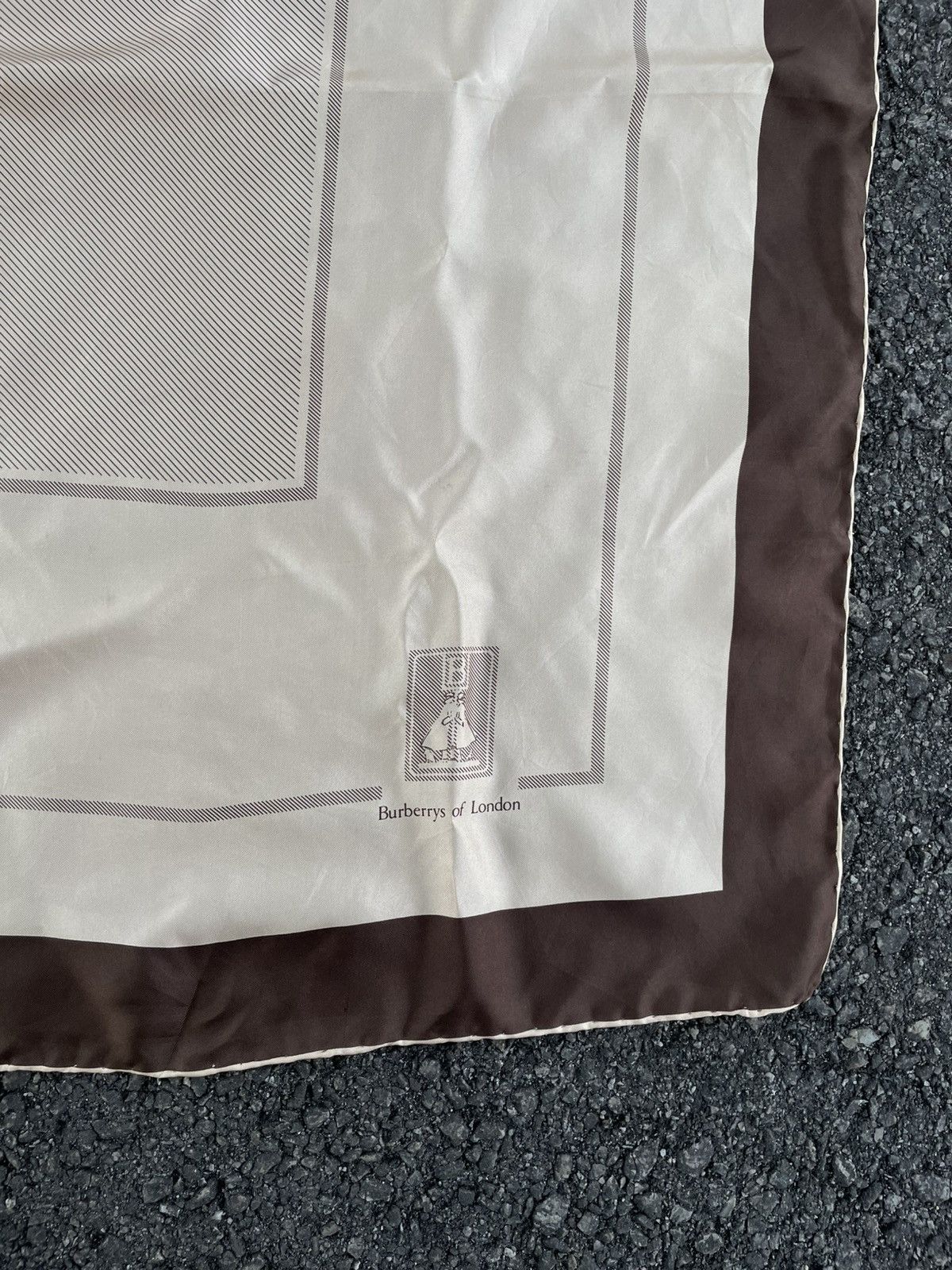 Burberry Burberrys Scarf Size ONE SIZE - 3 Thumbnail