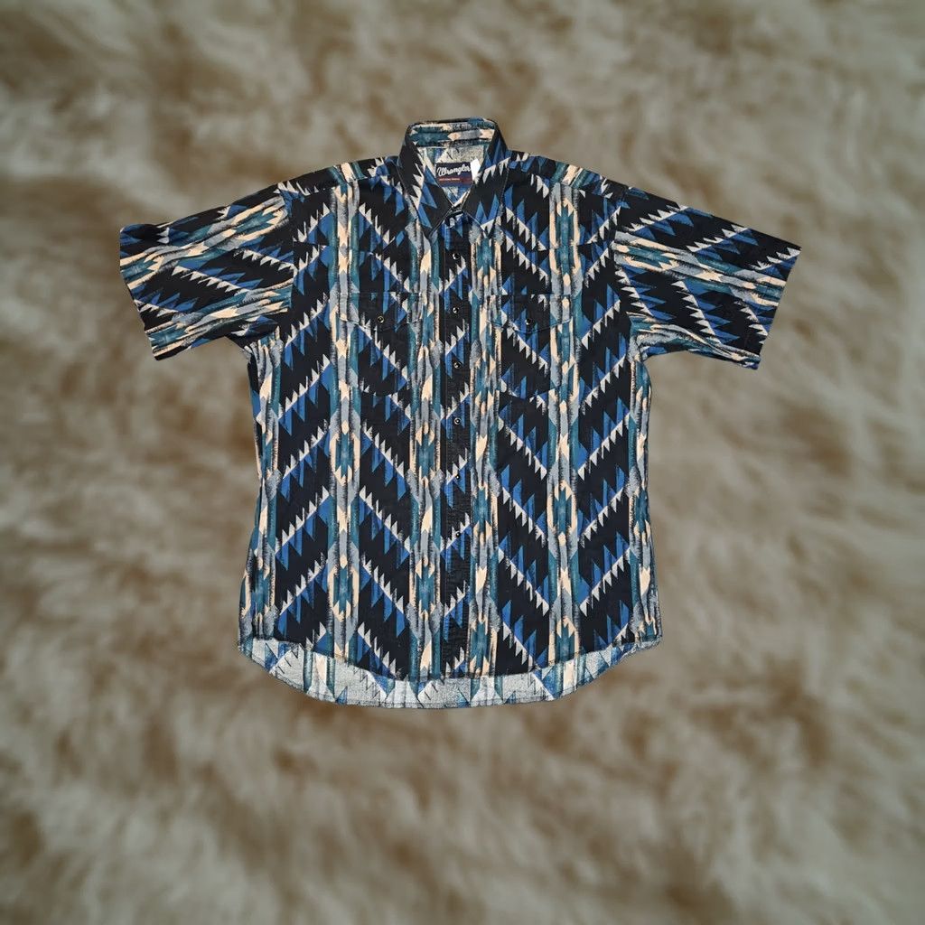 Wrangler VINTAGE Wrangler Western Shirt Pearl Snap Men's XL Aztec Surged Hem Cowboy Black Geometric Pockets 48 in Regular Size XS? Size US XL / EU 56 / 4 - 1 Thumbnail