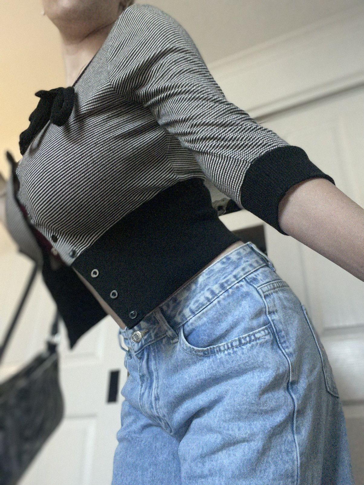 Vintage Black button up cropped cardigan Size XS / US 0-2 / IT 36-38 - 1 Thumbnail