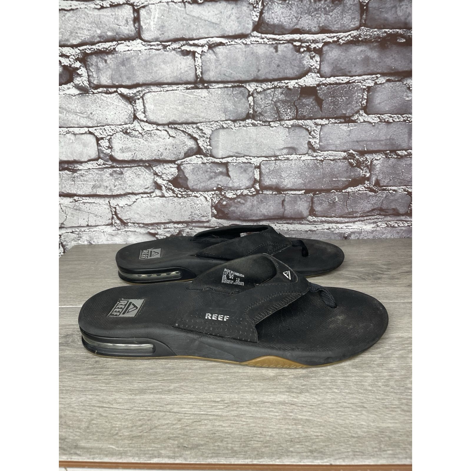 REEF Reef Black Synthetic Bottle Opener Foam Flip Flop Sandals Me Size US 13 / EU 46 - 2 Thumbnail