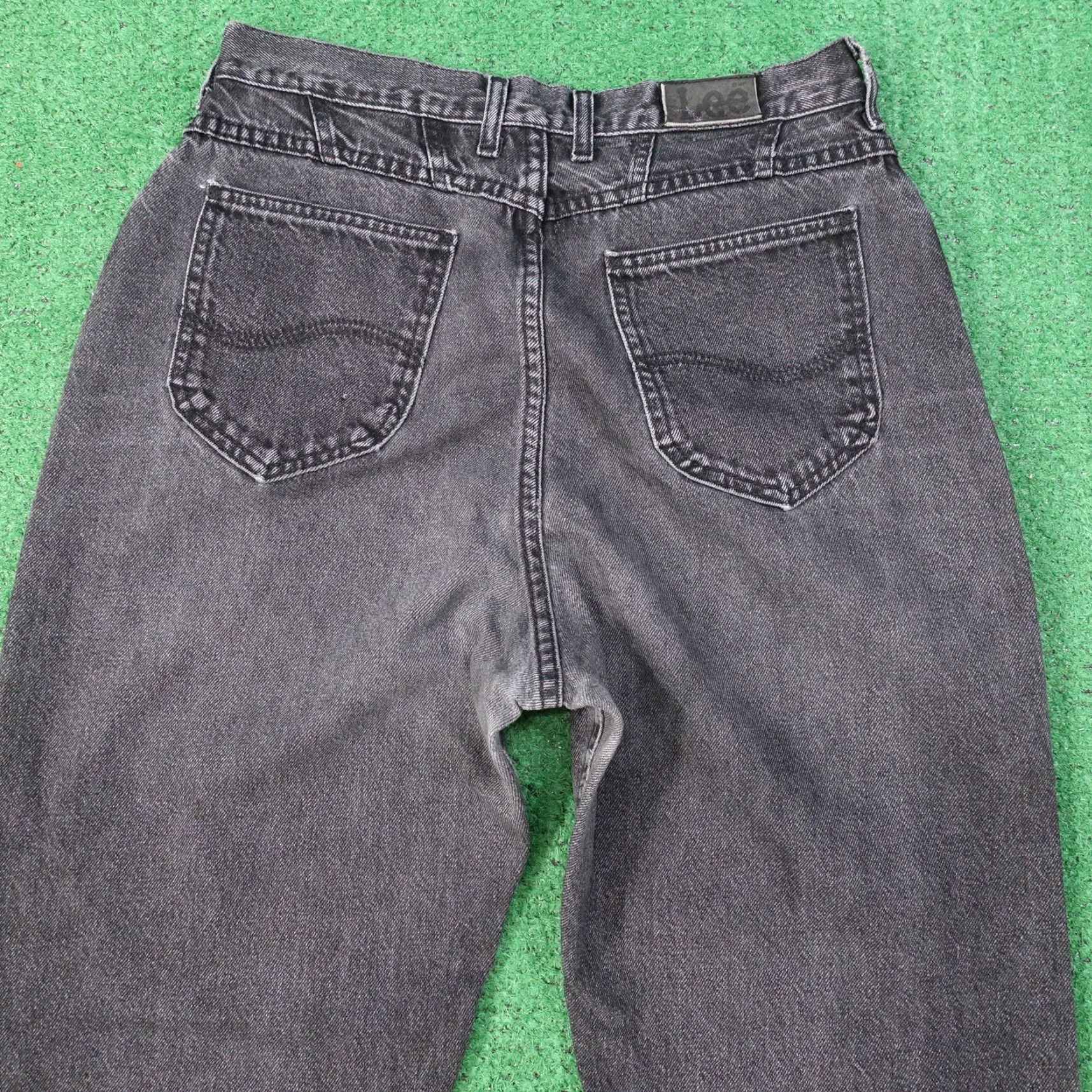 Lee VINTAGE LEE BLACK TAPERED JEANS WOMENS 16 REGULAR 30X31 USA MADE Size 38" / US 16 / IT 52 - 7 Thumbnail