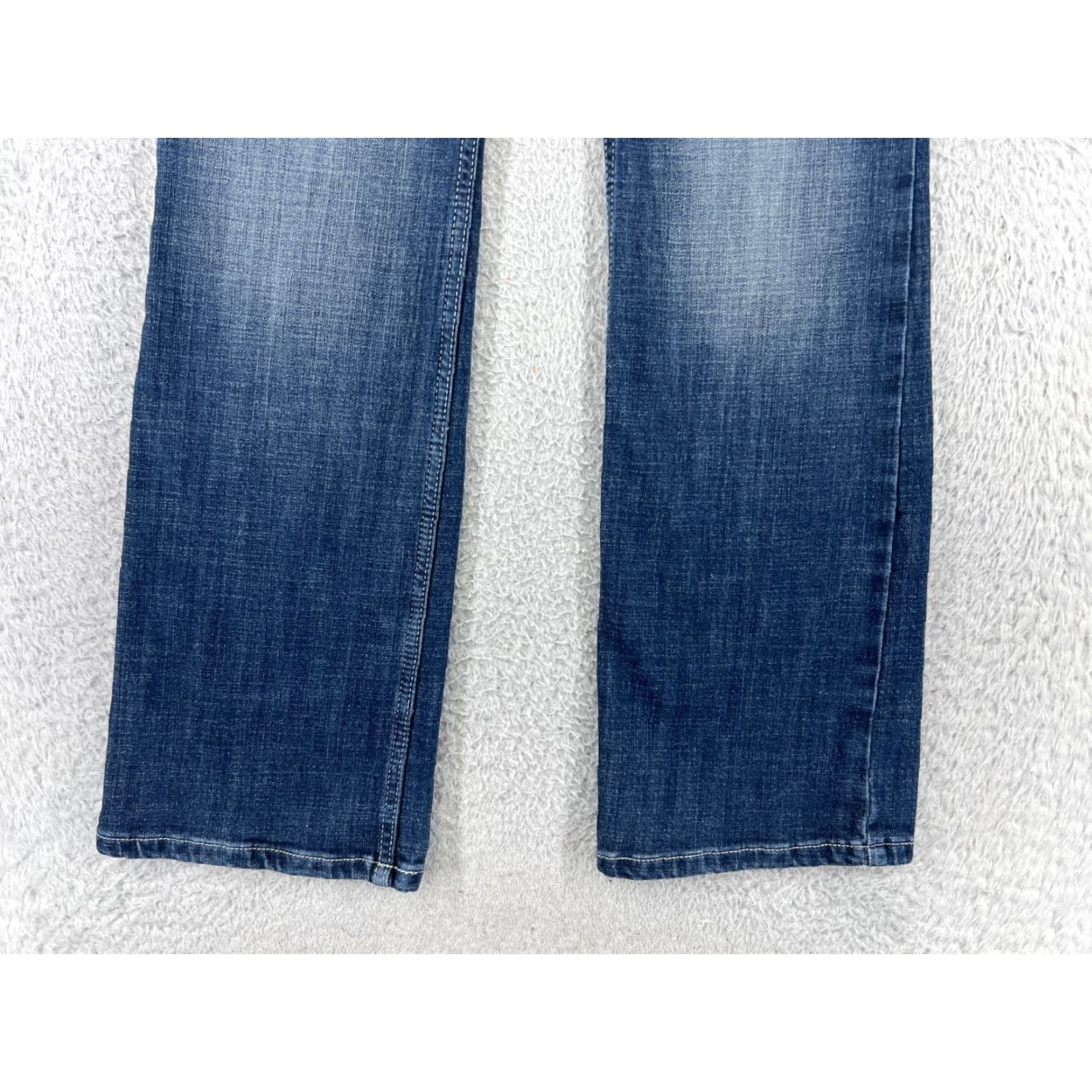 Wrangler Wrangler Jeans Women 3 Denim Bootcut Low Rise Blue Embroidered 5-Pocket Regular Inseam 30 in Slim Stretch Vintage No Size 26" / US 2 / IT 38 - 5 Thumbnail