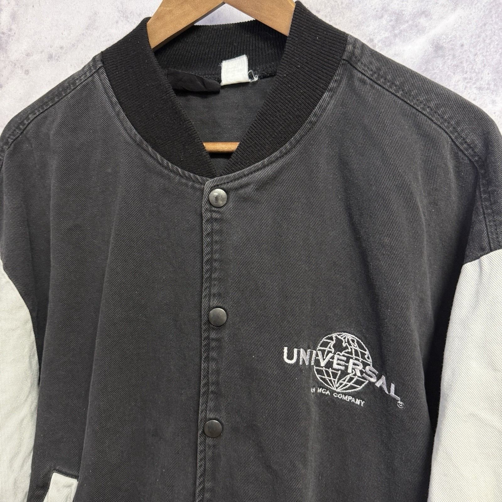 Universal Studios Vintage Universal Studios Bomber Jacket Mens XL Black Canvas Size US XL / EU 56 / 4 - 1 Thumbnail
