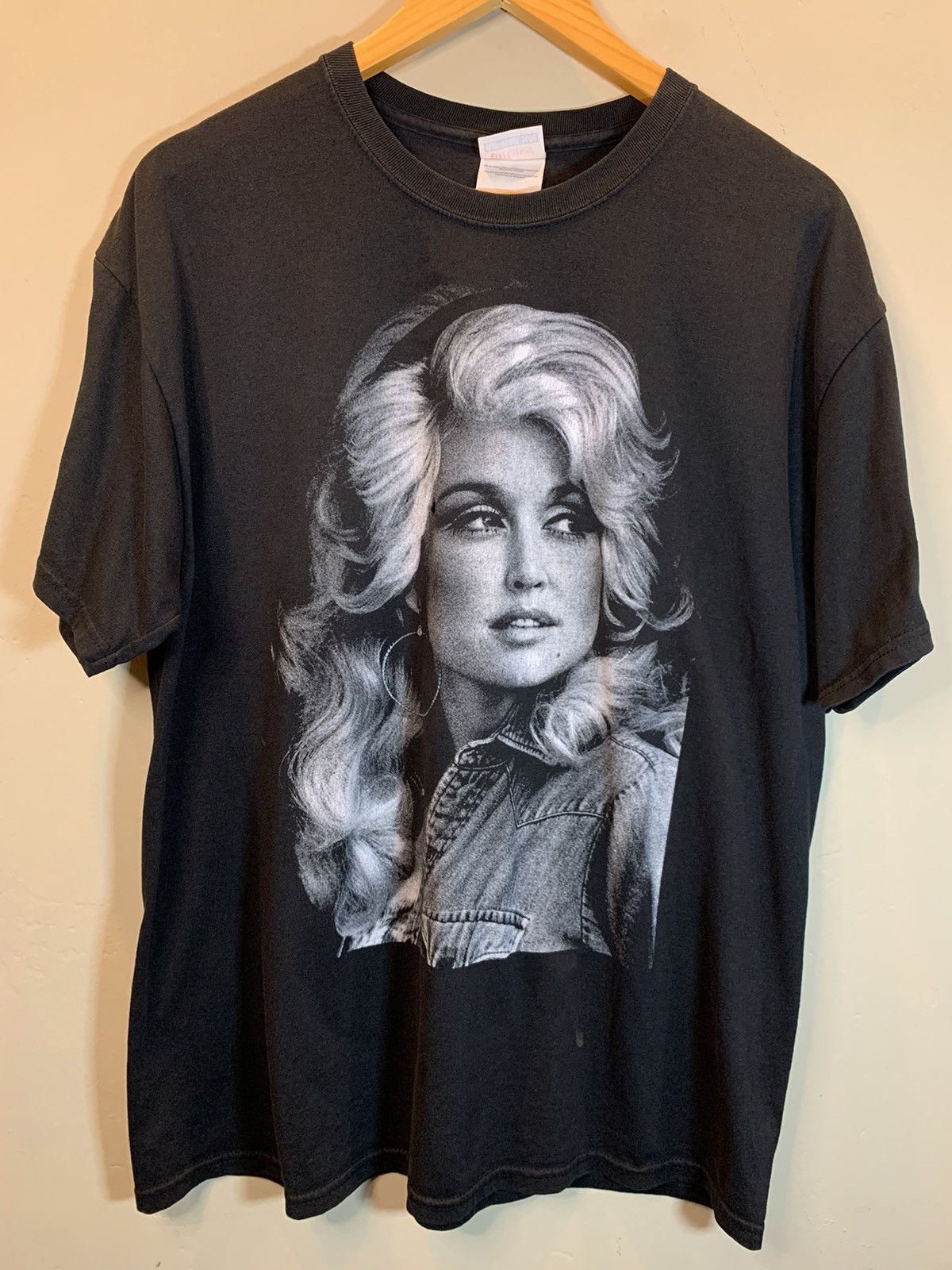 Band Tees × Vintage *RARE* Vintage 90s Dolly Parton Forever Portrait Art T-Shirt Size US L / EU 52-54 / 3 - 1 Thumbnail