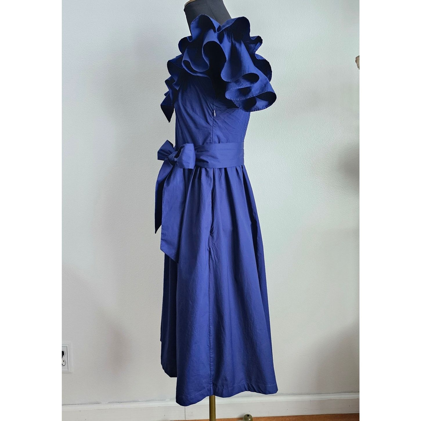 Hill House HILL HOUSE Blue Smocked Back Ruffle Sleeve Midi Ava Dress S Size S / US 4 / IT 40 - 2 Thumbnail