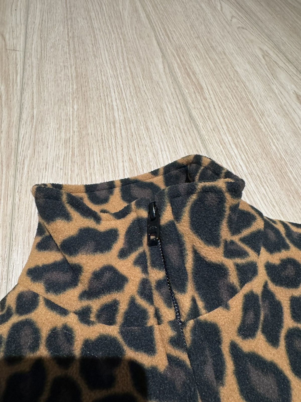Balenciaga Balenciaga Leopard Fleece Zip Up Jacket Size US S / EU 44-46 / 1 - 4 Thumbnail