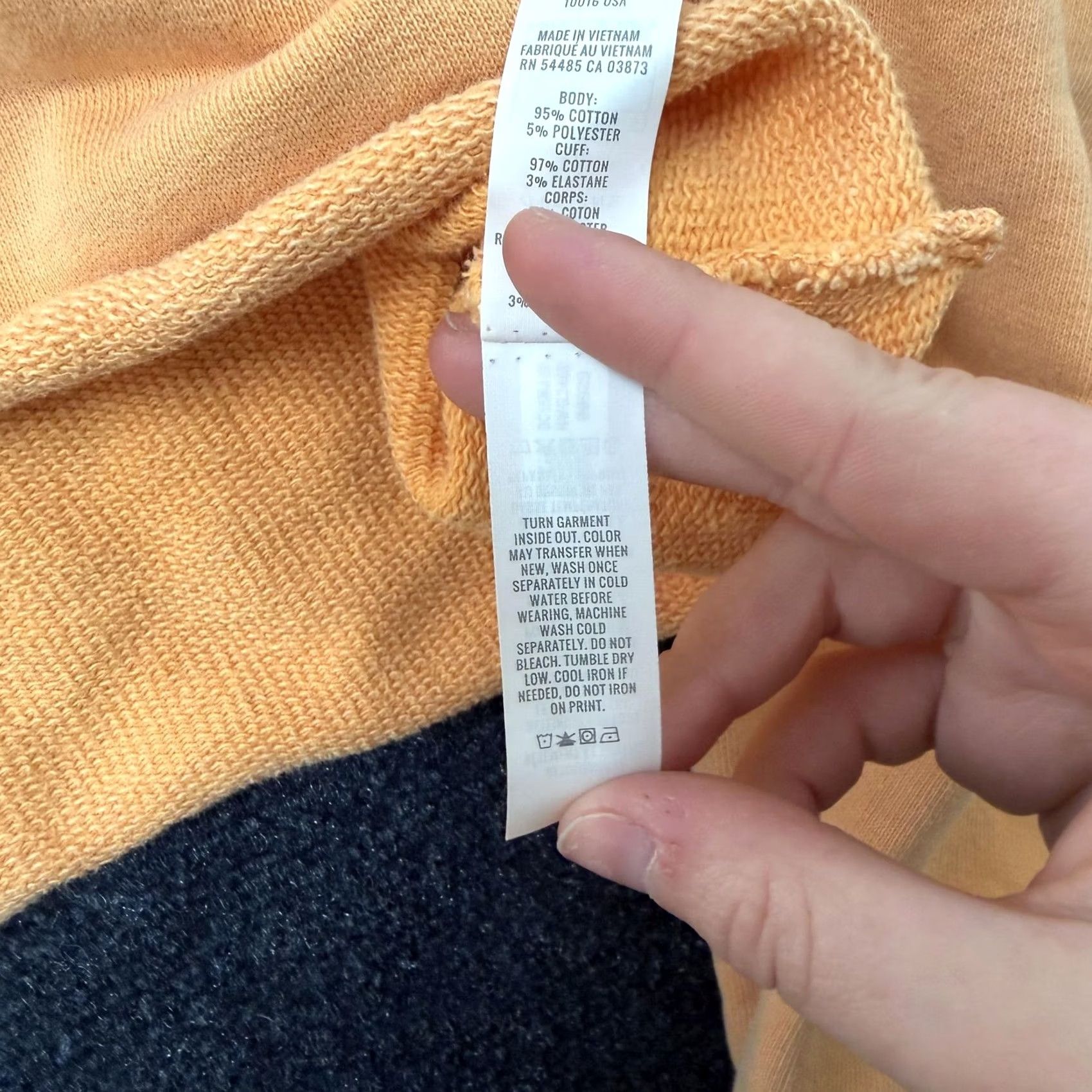 Vintage OFFLINE by Aerie Sweatshirt Womens Small Orange HYDRATED Cropped Fleece Pullover Size S / US 4 / IT 40 - 6 Thumbnail