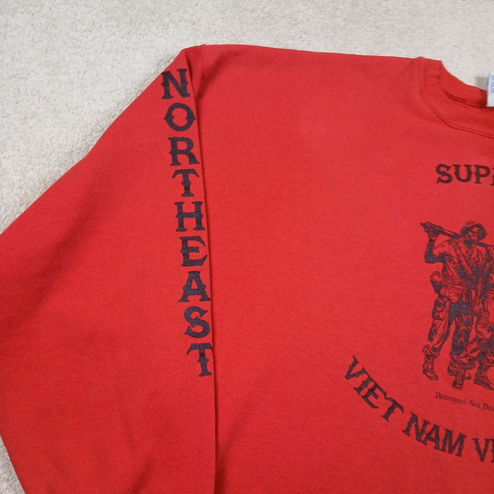 Hanes VINTAGE Hanes 2XL Red Vietnam Veterans Crewneck Sweatshirt Mens Sweatshirt Pullover Knit Graphic Print 90s Size US XXL / EU 58 / 5 - 4 Thumbnail