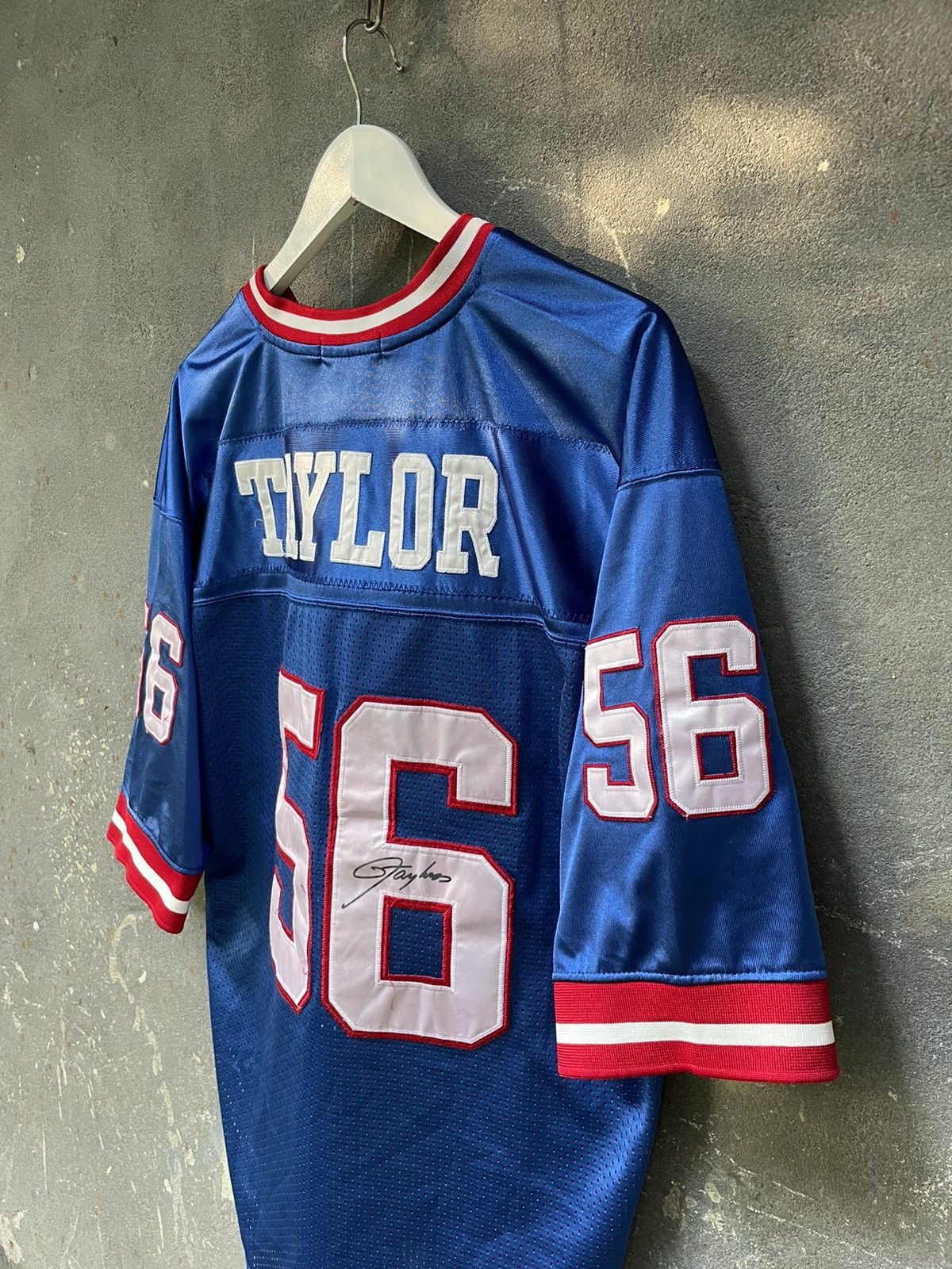 Mitchell & Ness × NFL × Vintage 1990 RARE Mitchell & Ness NFL Lawrence Taylor Vintage Jersey Size US XL / EU 56 / 4 - 6 Thumbnail