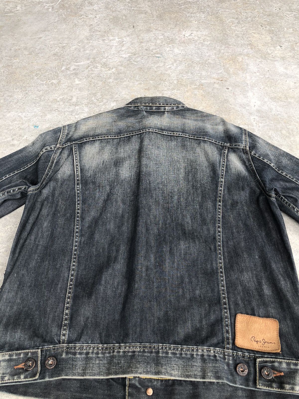 Pepe Jeans Vintage Pepe Jeans Denim Jacket Distressed Jeans Size US L / EU 52-54 / 3 - 10 Thumbnail