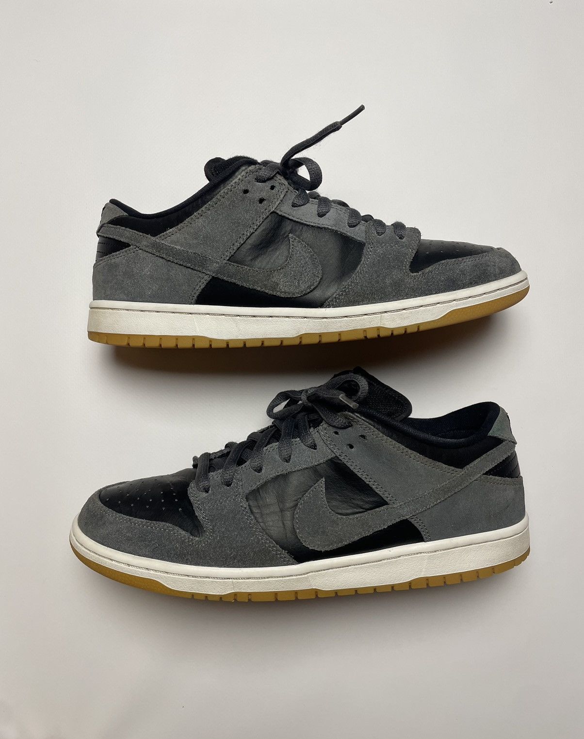 Nike RARE Nike Dunk Low Pro Sb TRD Dark Grey Gum Anthracite Size US 11 / EU 44 - 9 Thumbnail