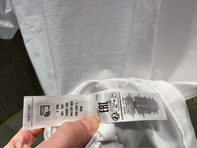 Diesel New with Tags Diesel logo T-shirt size L Size US L / EU 52-54 / 3 - 11 Thumbnail