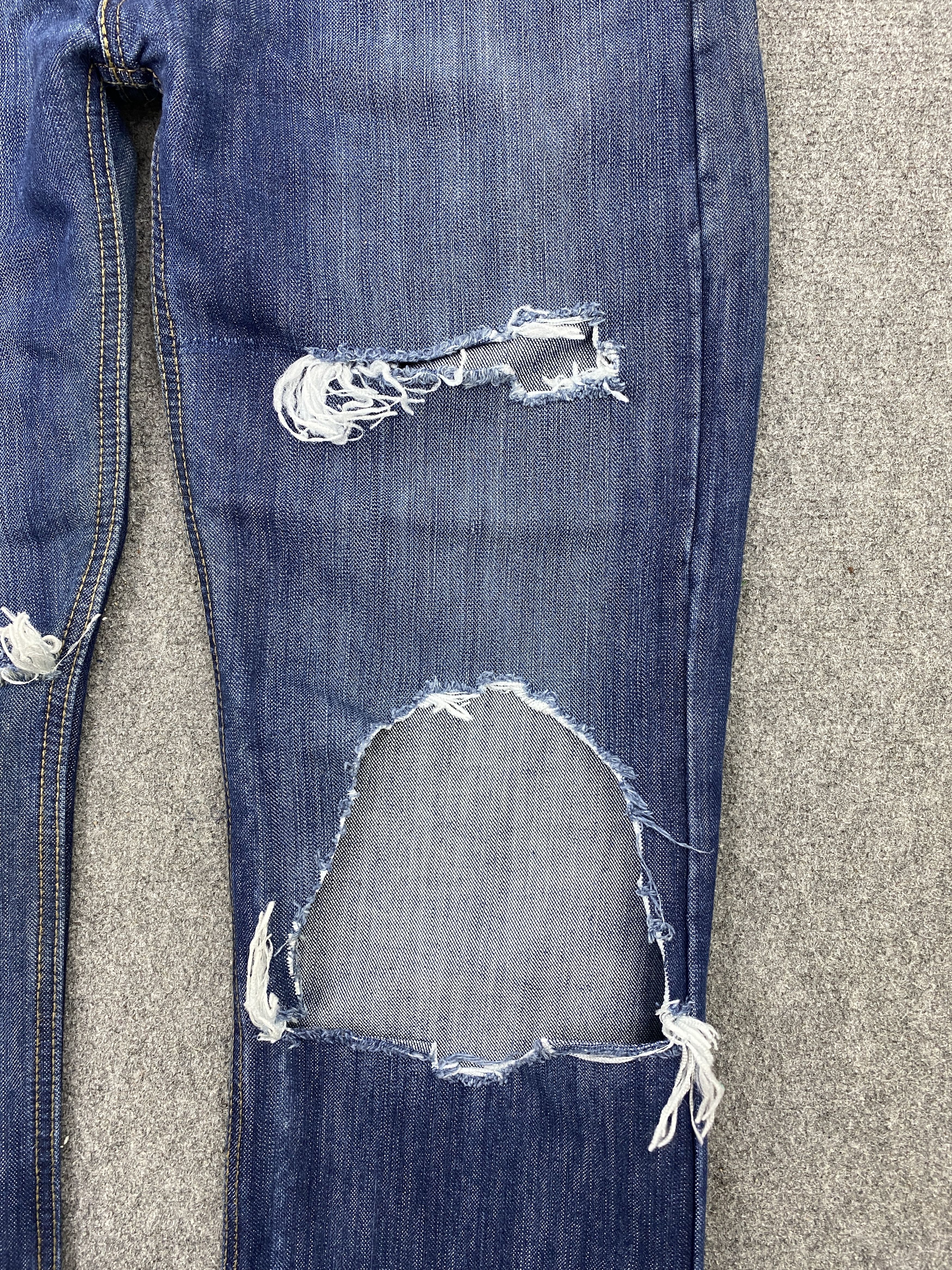 Levi's Vintage Distressed Levis 514 Faded Blue Jeans S0034 Size US 28 / EU 44 - 12 Thumbnail