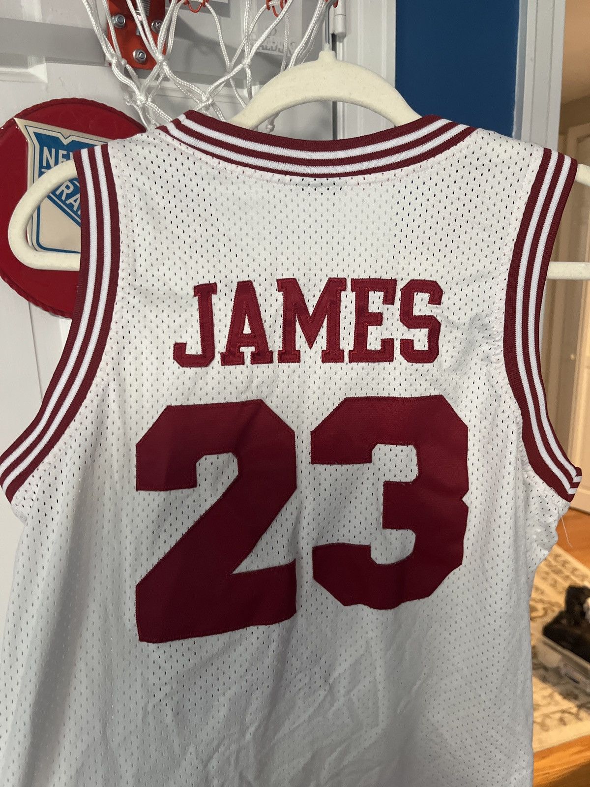 NBA lebron cavaliers jersey Size US S / EU 44-46 / 1 - 1 Thumbnail