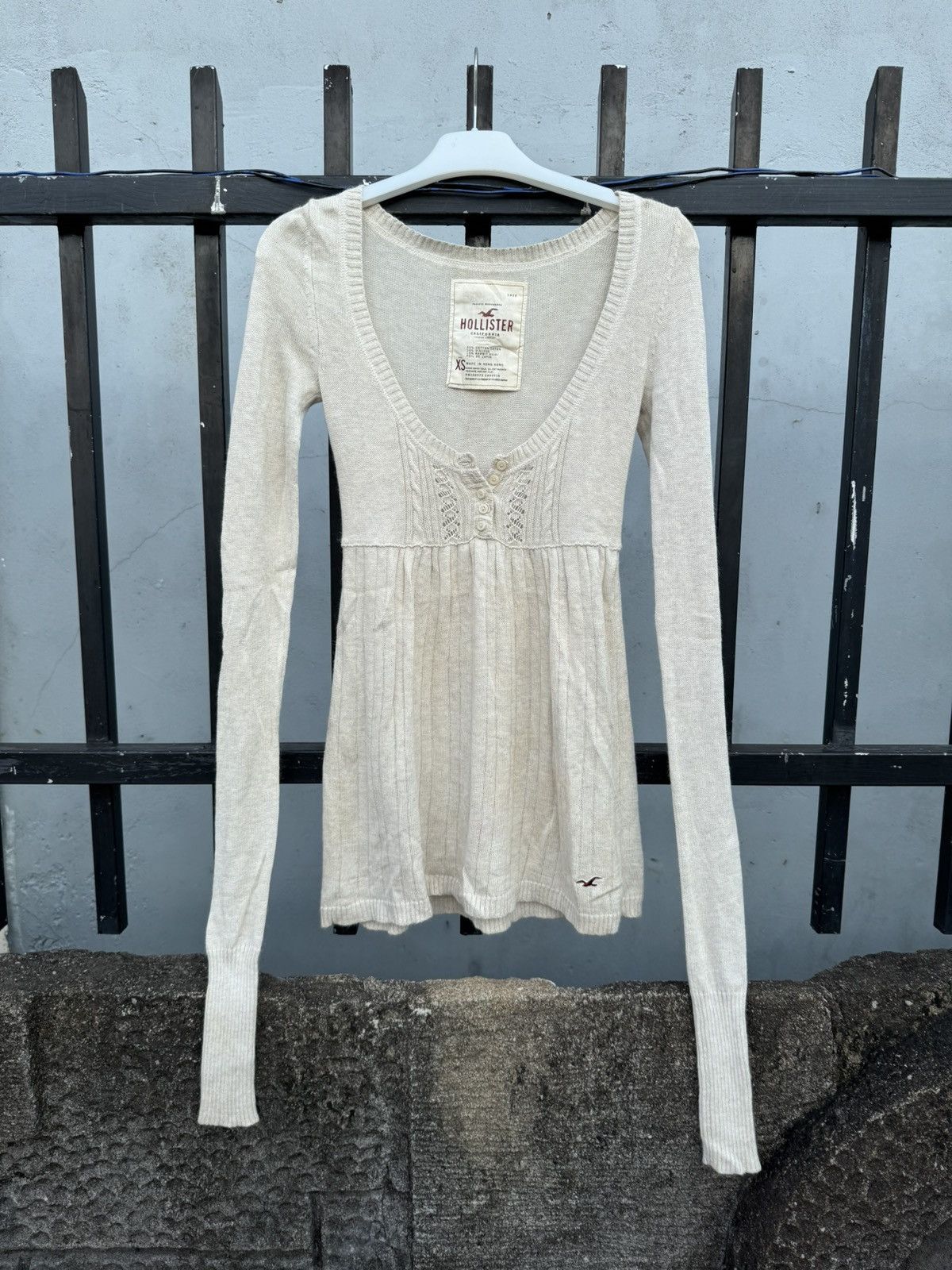 Japanese Brand Y2K Babydoll Cream Hollister Sweater Size XS / US 0-2 / IT 36-38 - 1 Thumbnail