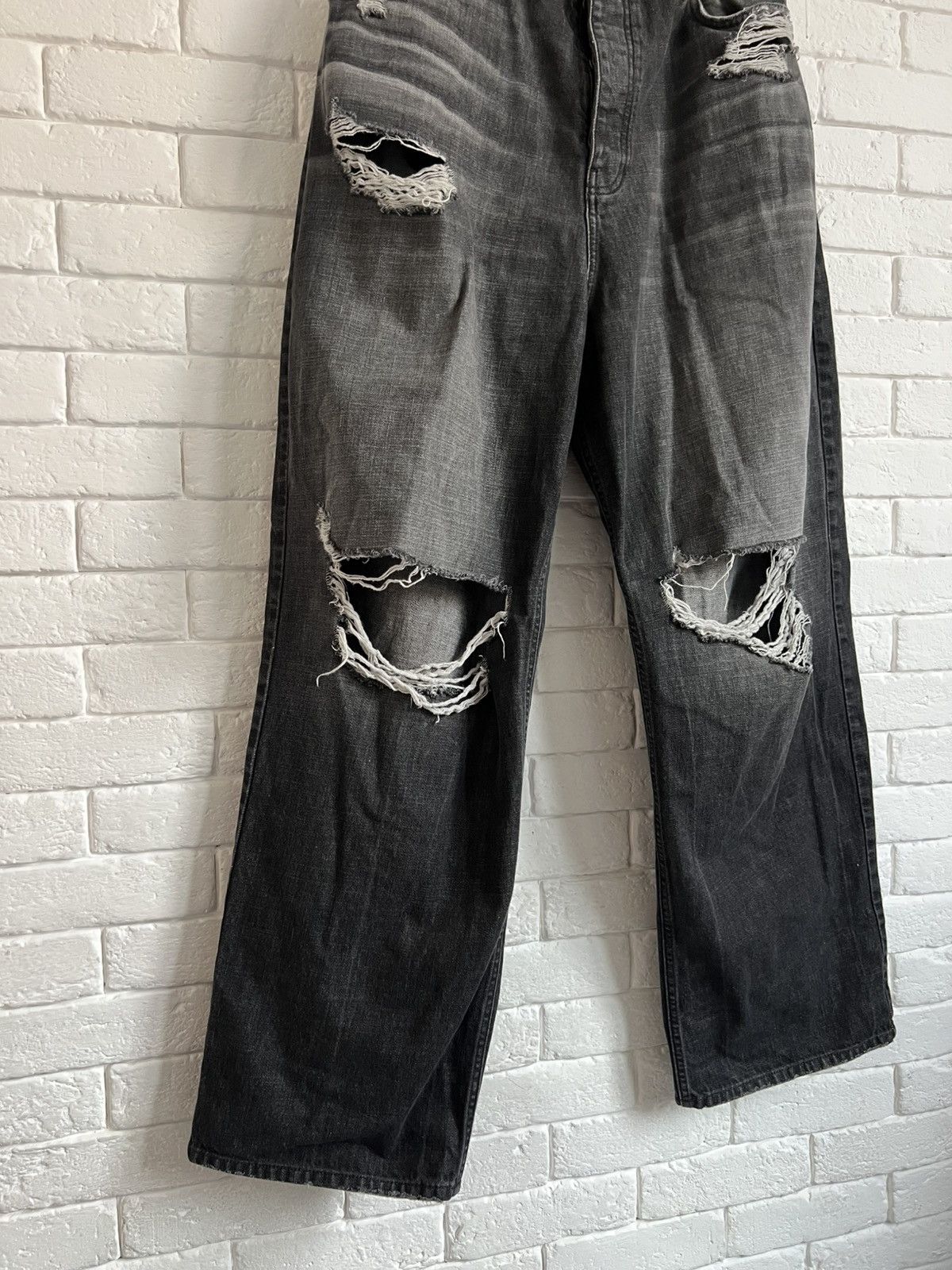 Balenciaga Balenciaga washed skater denim Size US 32 / EU 48 - 5 Thumbnail