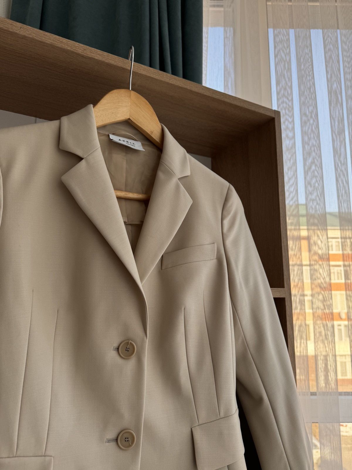 Akris × Vintage Vintage Akris Punto Royal Beige Wool 3-Pockets Luxury Blazer Size S / US 4 / IT 40 - 3 Thumbnail
