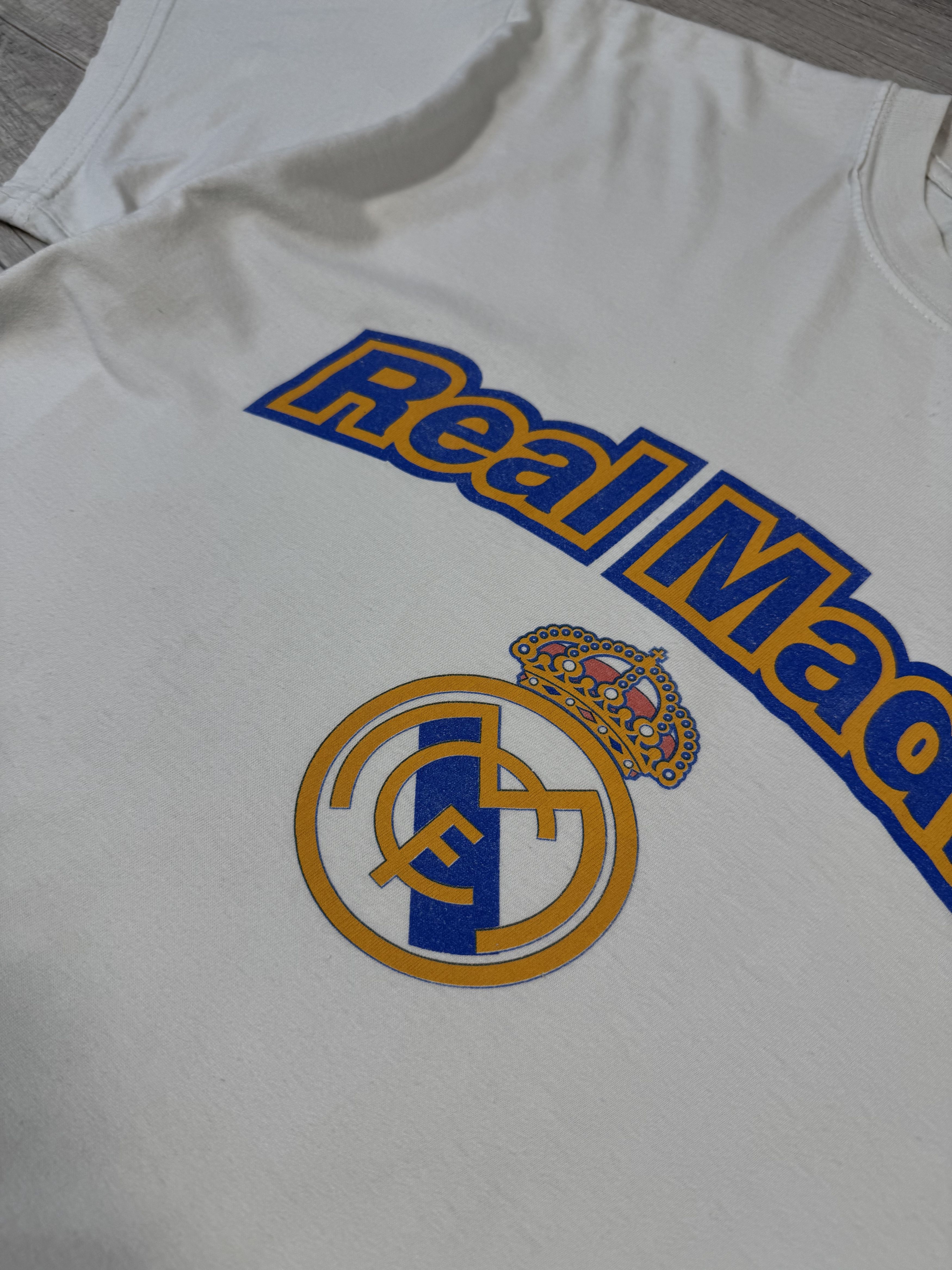 Vintage Crazy Vintage Real Madrid Beckham Y2K Soccer T Shirt Size US M / EU 48-50 / 2 - 3 Thumbnail