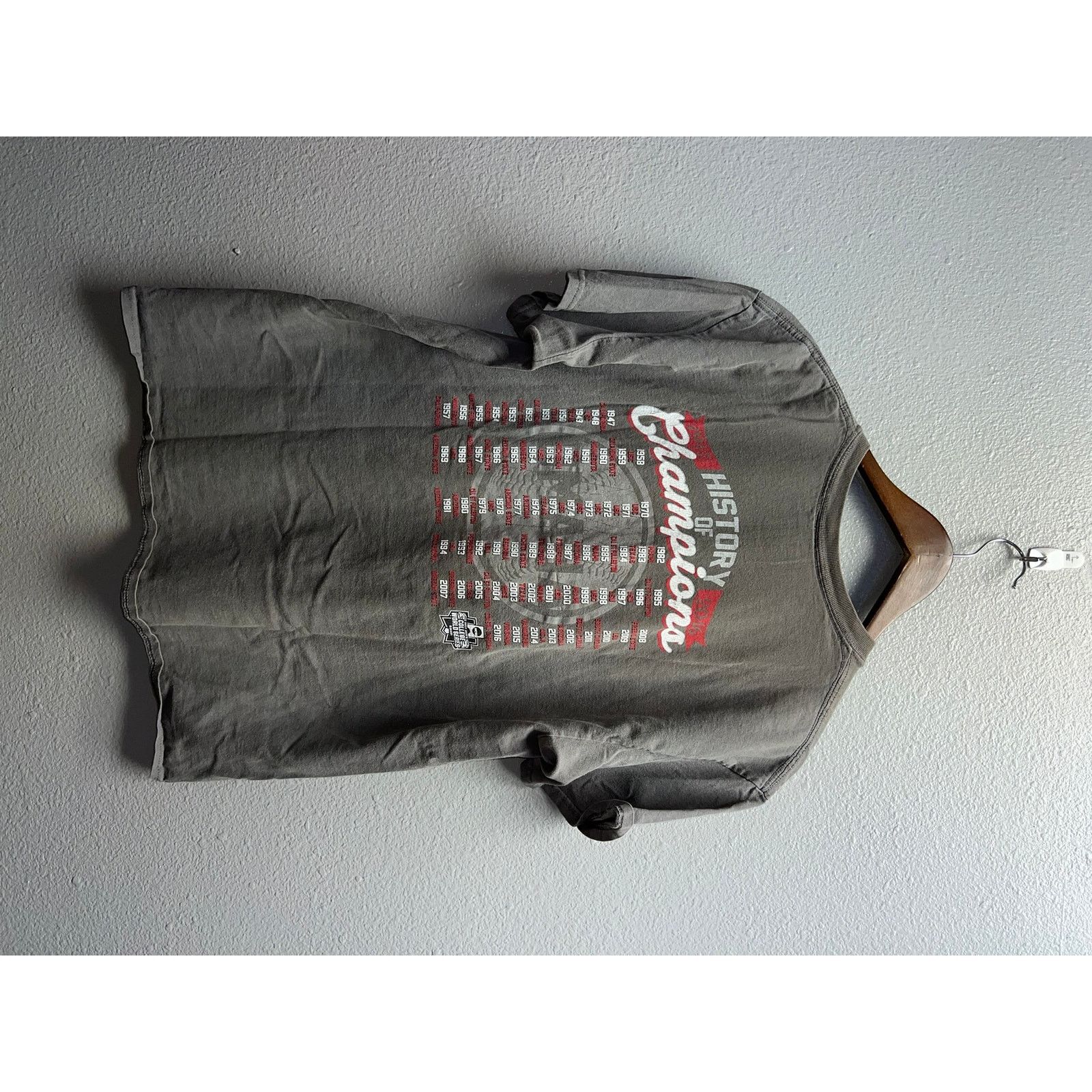 Vintage NCAA College World Series Shirt 2017 Gray Tee Sports Large Size US L / EU 52-54 / 3 - 6 Thumbnail