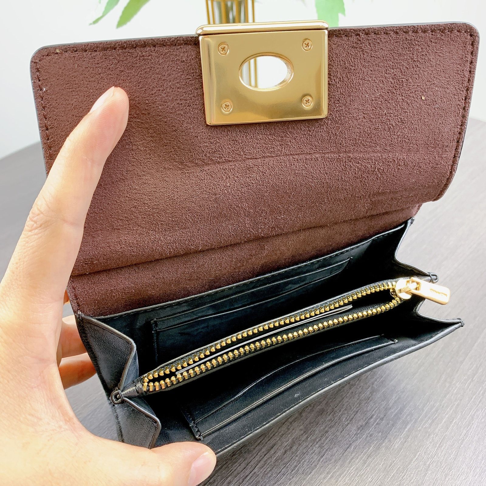 Coach Coach F76789 Cassidy Turnlock Medium Wallet In Signature Size ONE SIZE - 5 Thumbnail