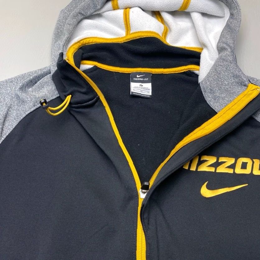 Nike VINTAGE is not applicable; Nike Mizzou Tigers Therma Fit Hoodie Logo Black Men XL NCAA Missouri 8142 Size US XL / EU 56 / 4 - 7 Thumbnail