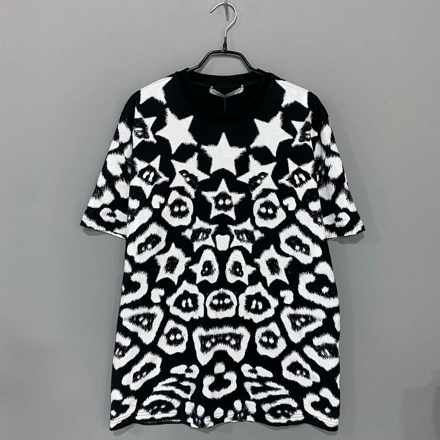 Givenchy Givenchy Graphic T-Shirt s Men Size US S / EU 44-46 / 1 - 1 Thumbnail