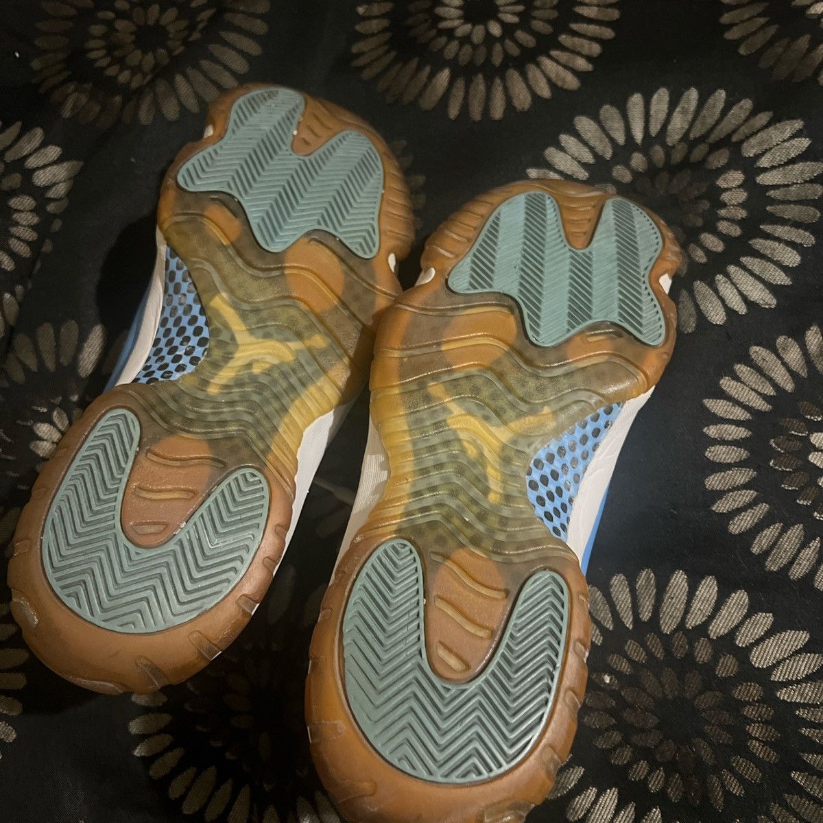 Jordan Brand Jordan 11 low unc Size US 10.5 / EU 43-44 - 4 Thumbnail