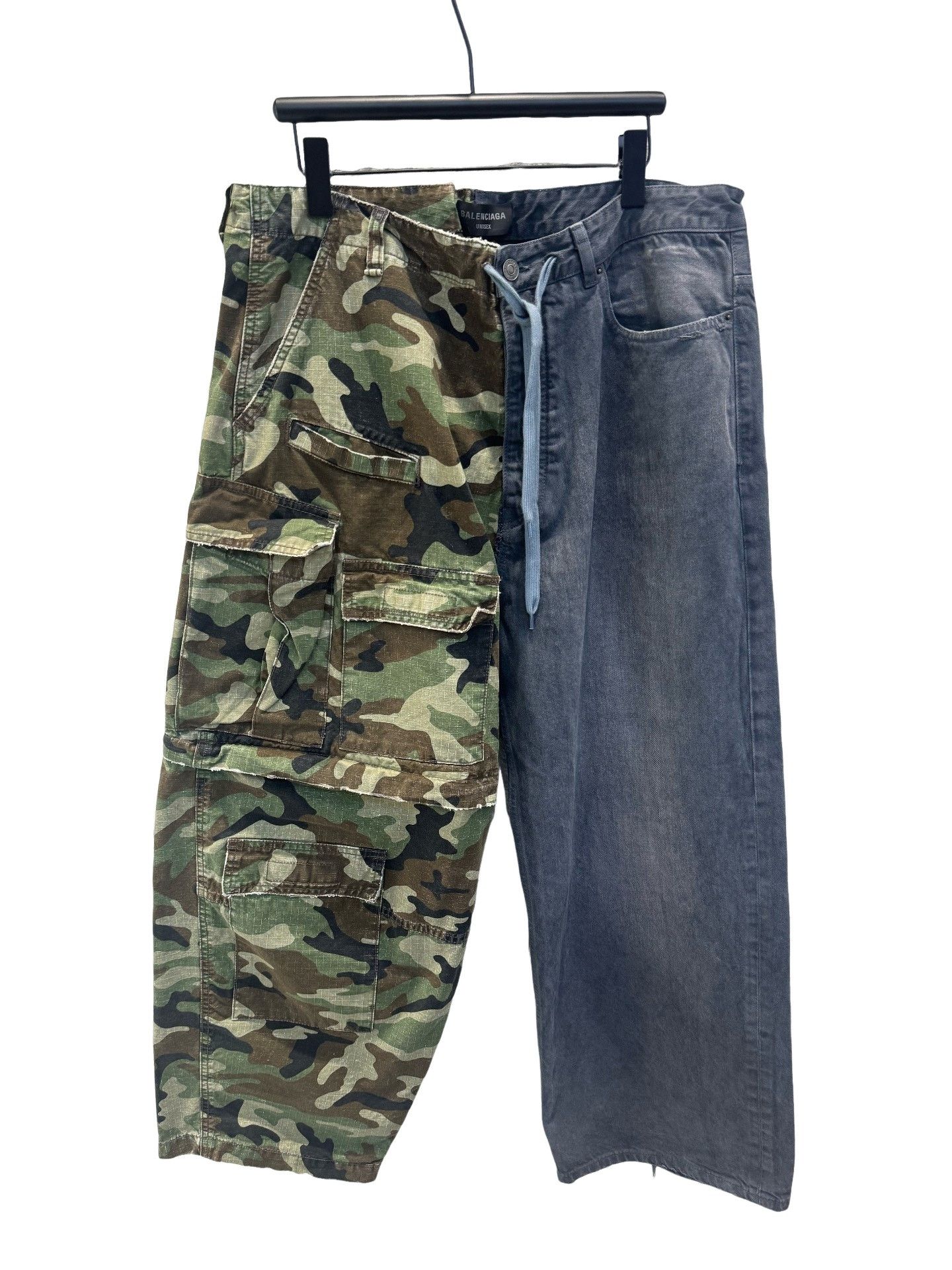 Balenciaga Balenciaga Camo Panel Cargo Pants Size S Size US 30 / EU 46 - 1 Thumbnail