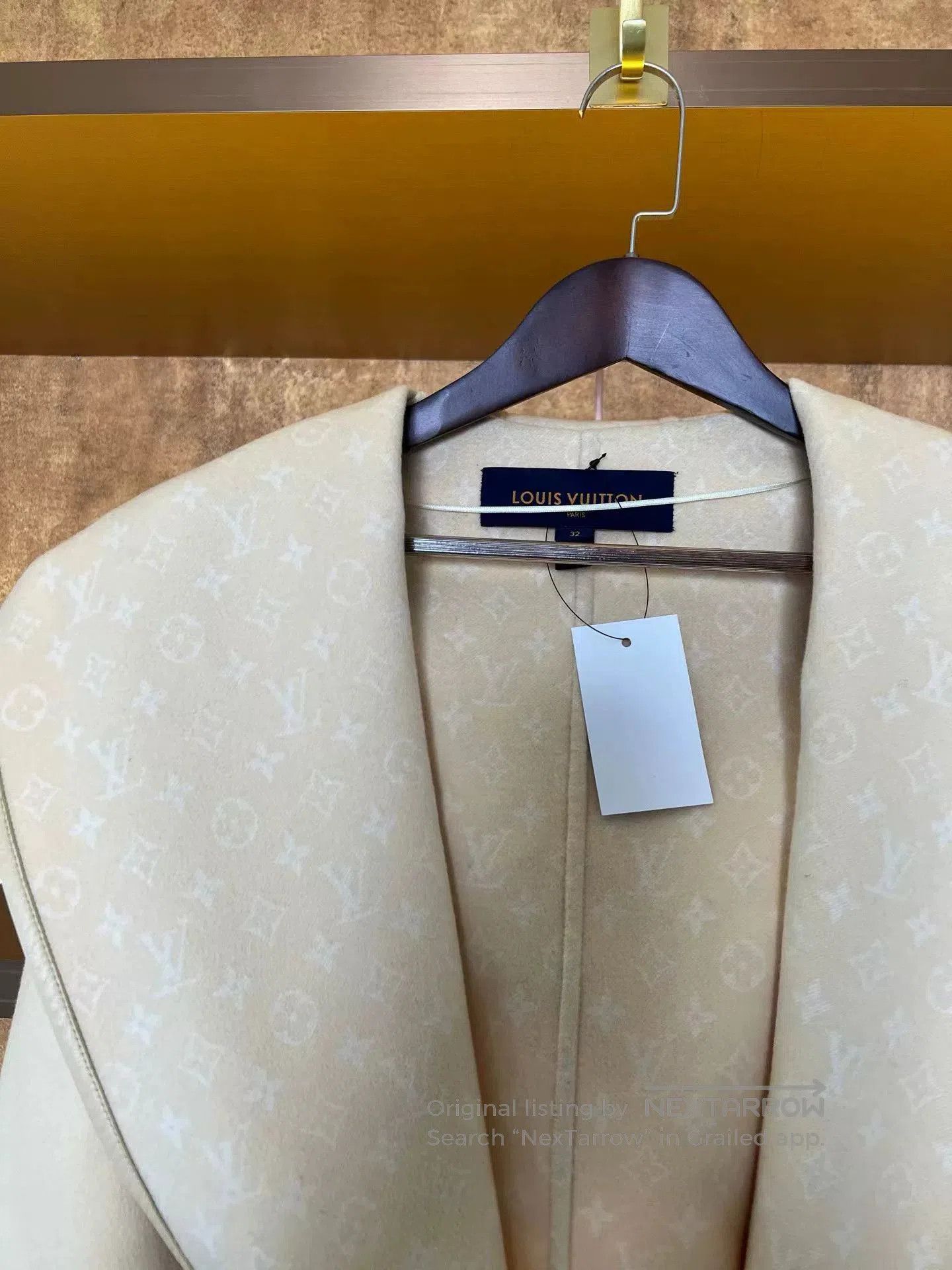Louis Vuitton LV Monogram Women's Coat. Size M / US 6-8 / IT 42-44 - 3 Thumbnail