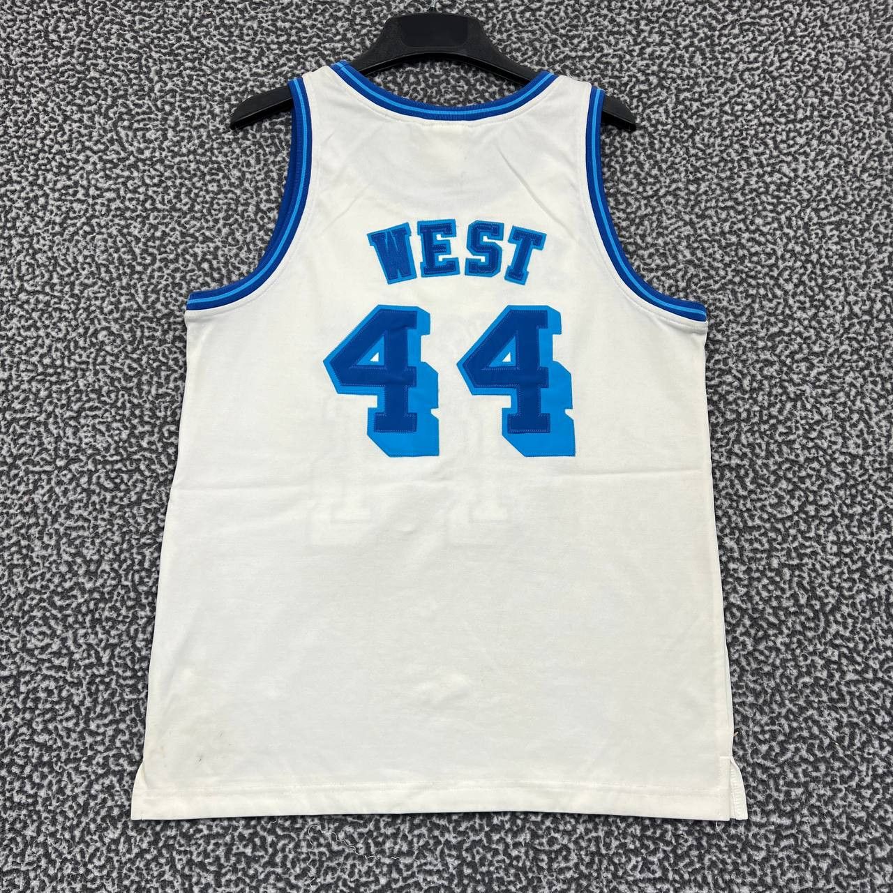 NBA Los Angeles LA Lakers West #44 Jersey Shirt Men Medium New M Size US M / EU 48-50 / 2 - 2 Thumbnail